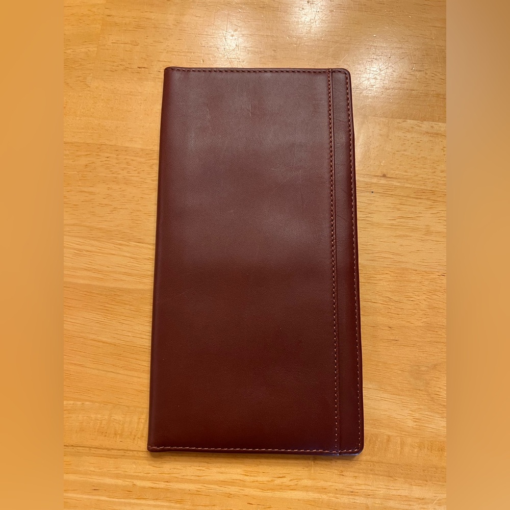 Cutter and Buck Brown Leather Continental Wallet/ Passport houndstooth travel